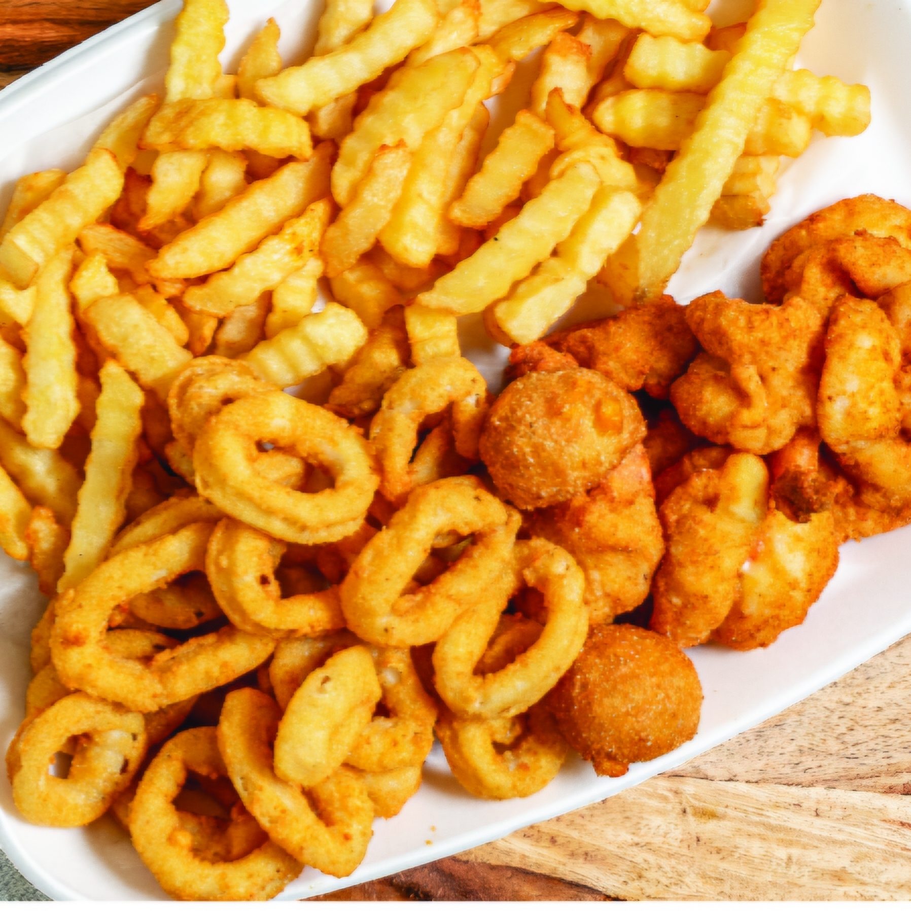 #19 Shrimp & Calamari Dinner.